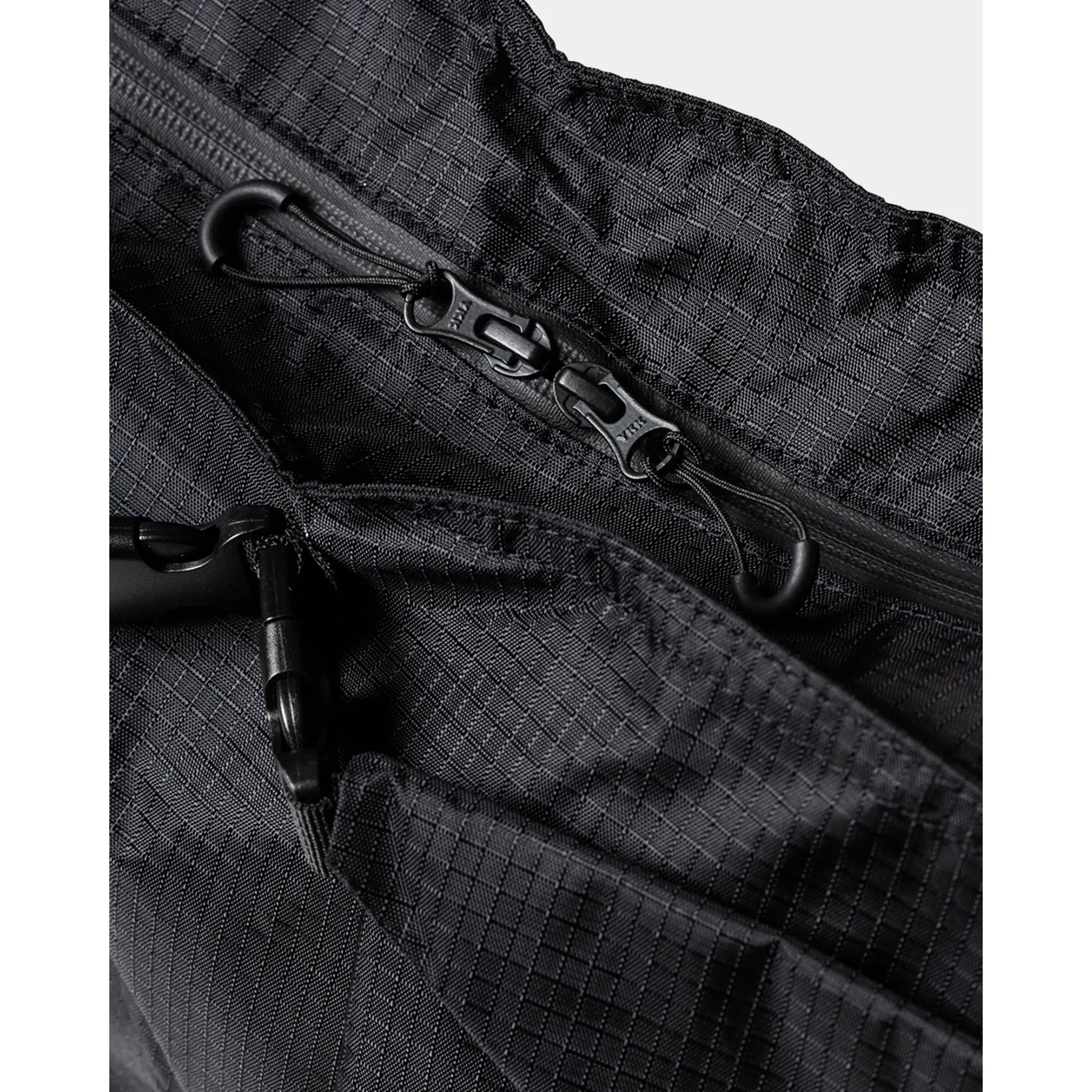 MESSENGER BAG / BLACK